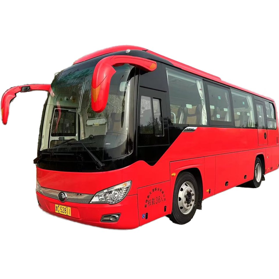 Yu0tong 2019 Model 36-Seat Diesel Coach Bus Yuchai Engine Euro 4 Emission Standard Manual Transmission Used for Sale in China